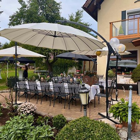 Landhotel Lindenhof Vohenstrauss Dış mekan fotoğraf